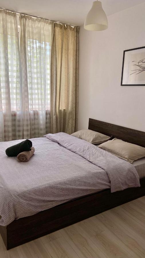 Bucharest Trip Apartment Bagian luar foto