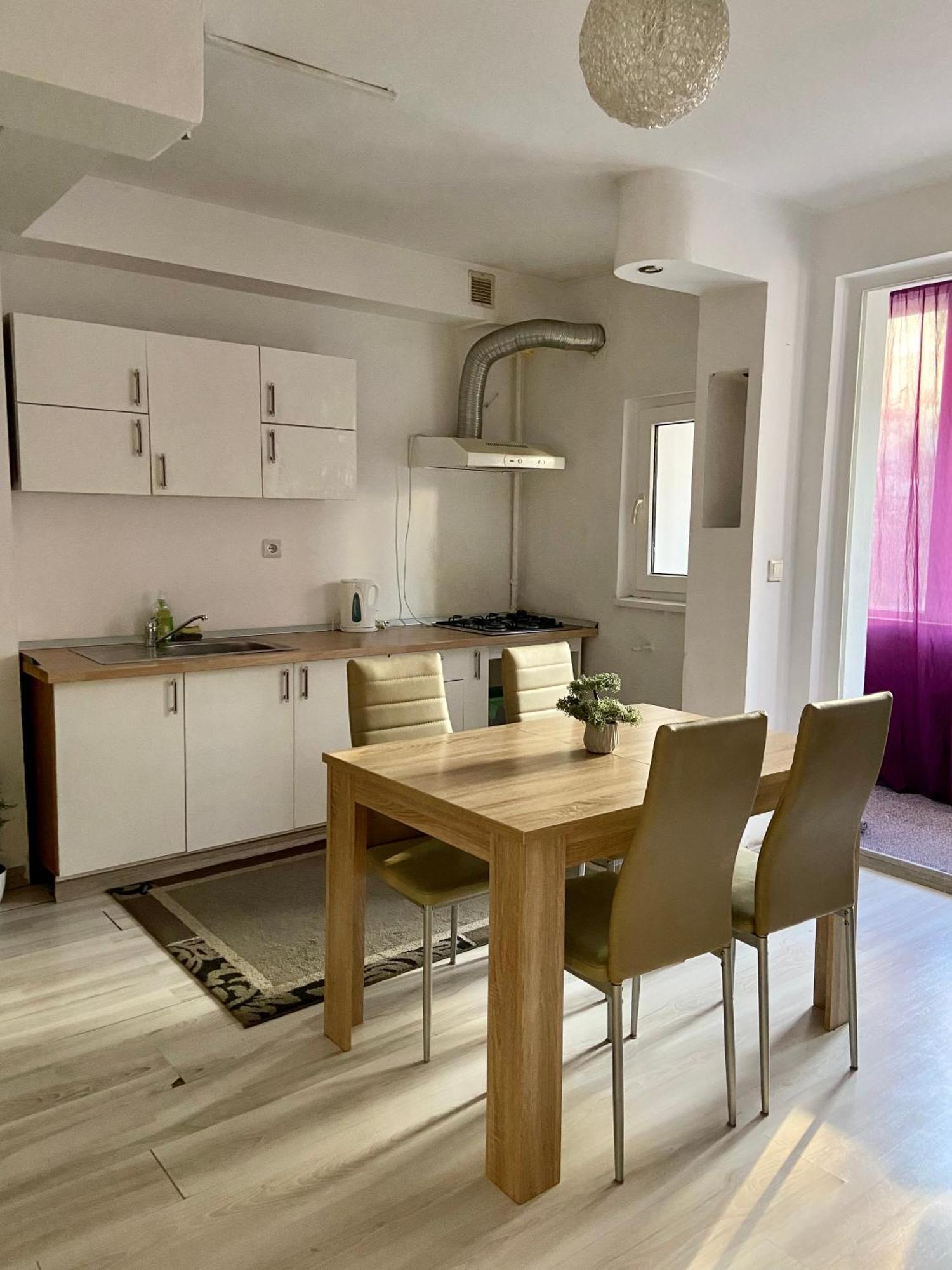 Bucharest Trip Apartment Bagian luar foto